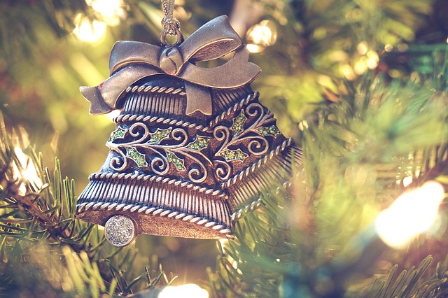 kovová ozdoba vánoční zvonky